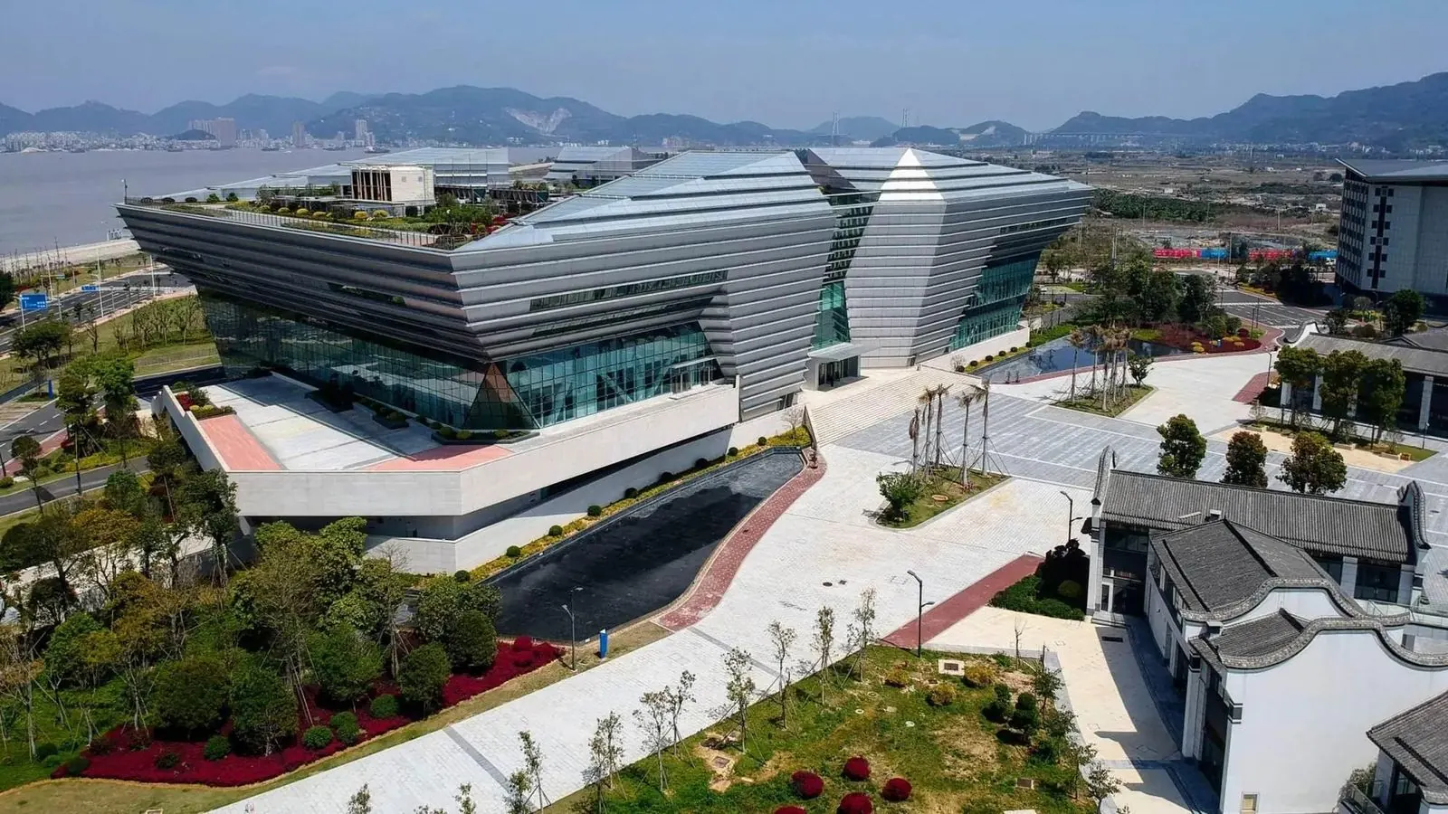 Fuzhou Straight Youth Center, Fuzhou, China, view 3
